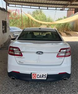 Ford Taurus